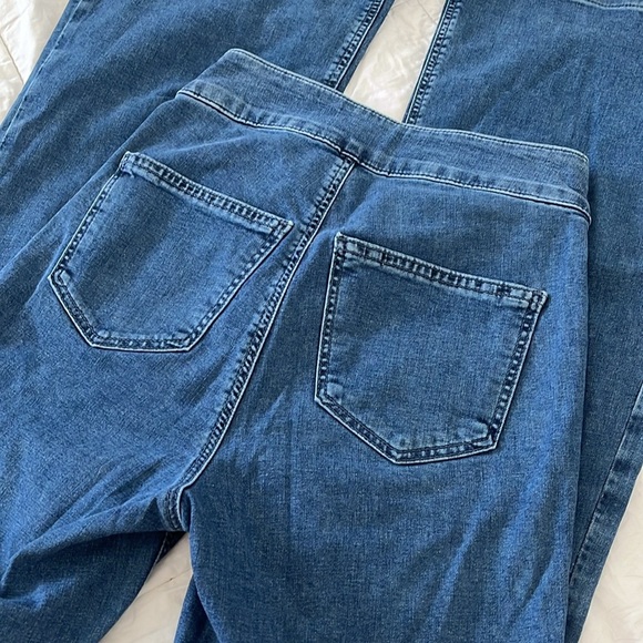 Topshop High-Waist Flare Jeans, like new ✨ - Picture 7 of 8